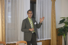 Ivan Dorotovič prezentoval vedeckú, ako aj popularizačnú činnosť Slovenskej ústrednej hvezdárne v Hurbanove. (Foto: Pavol Rapavý)