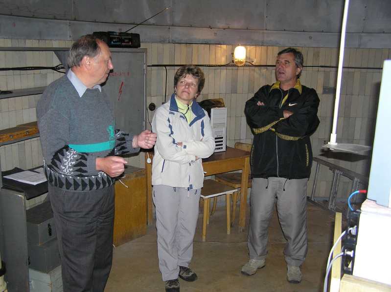 Doktor Vojtech Ru��n s n�v�tevn�kmi